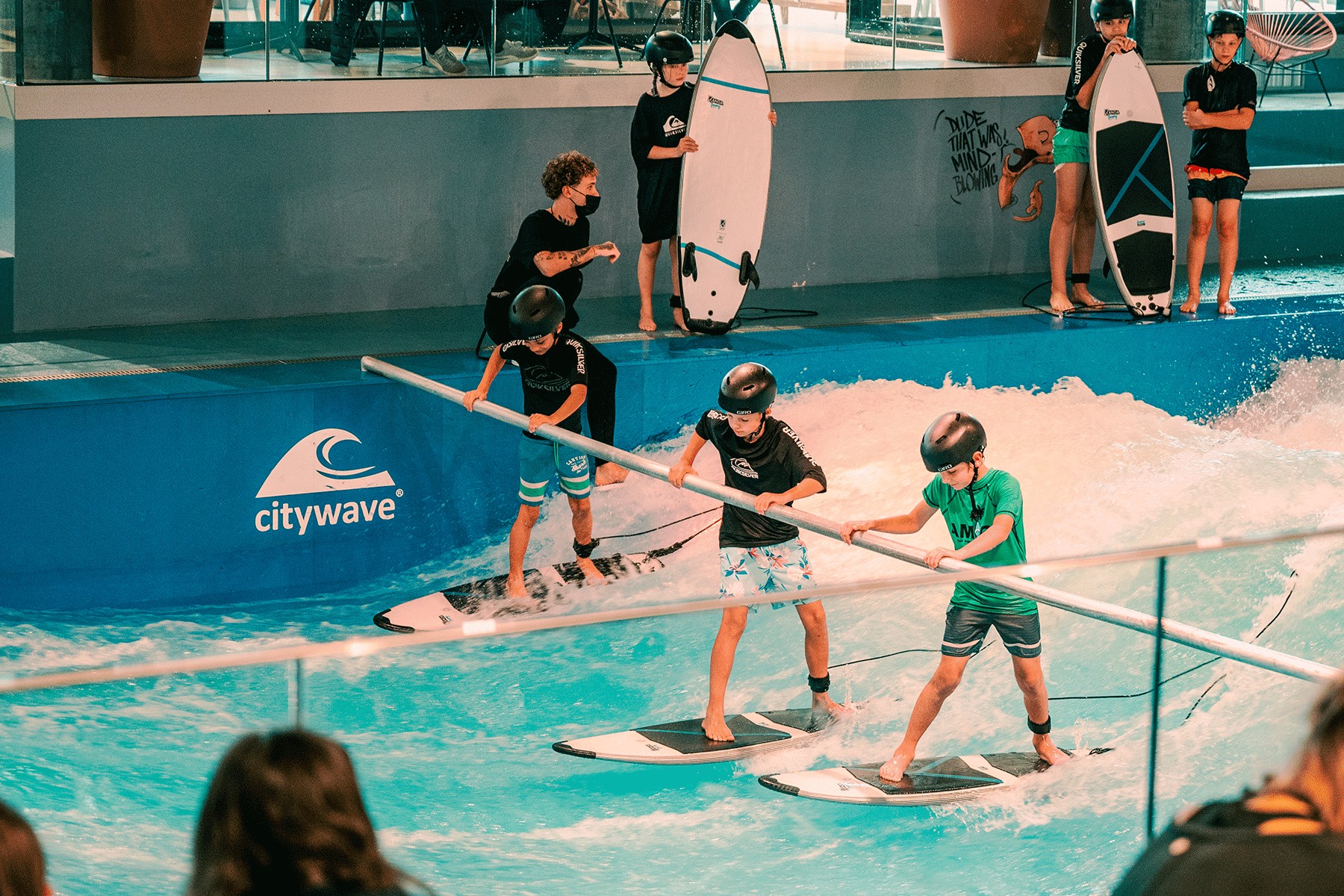 Angebotsbild: Kids Surfing School